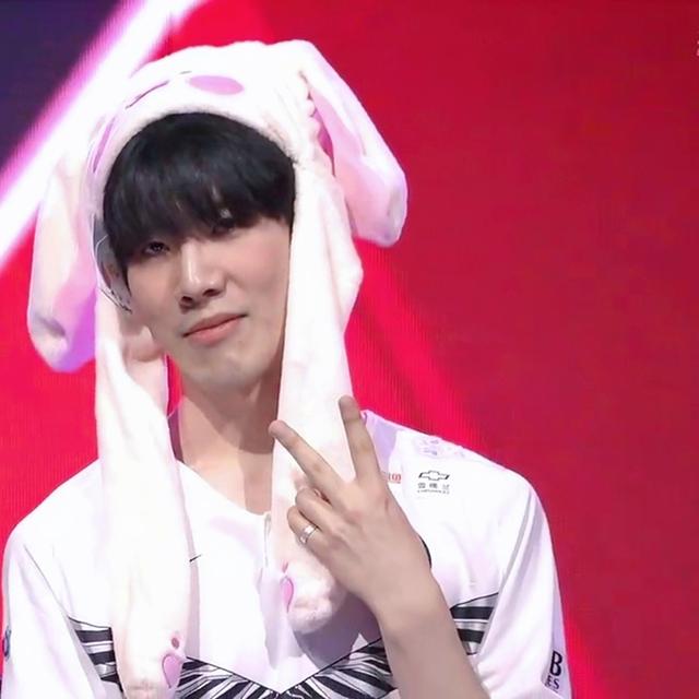 品牌进行联 品牌进行联